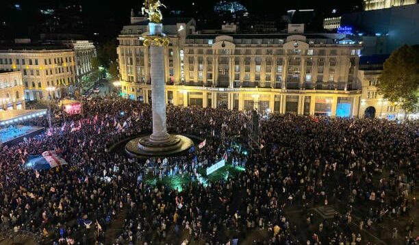 Tens of thousands of Georgians rally in support of EU