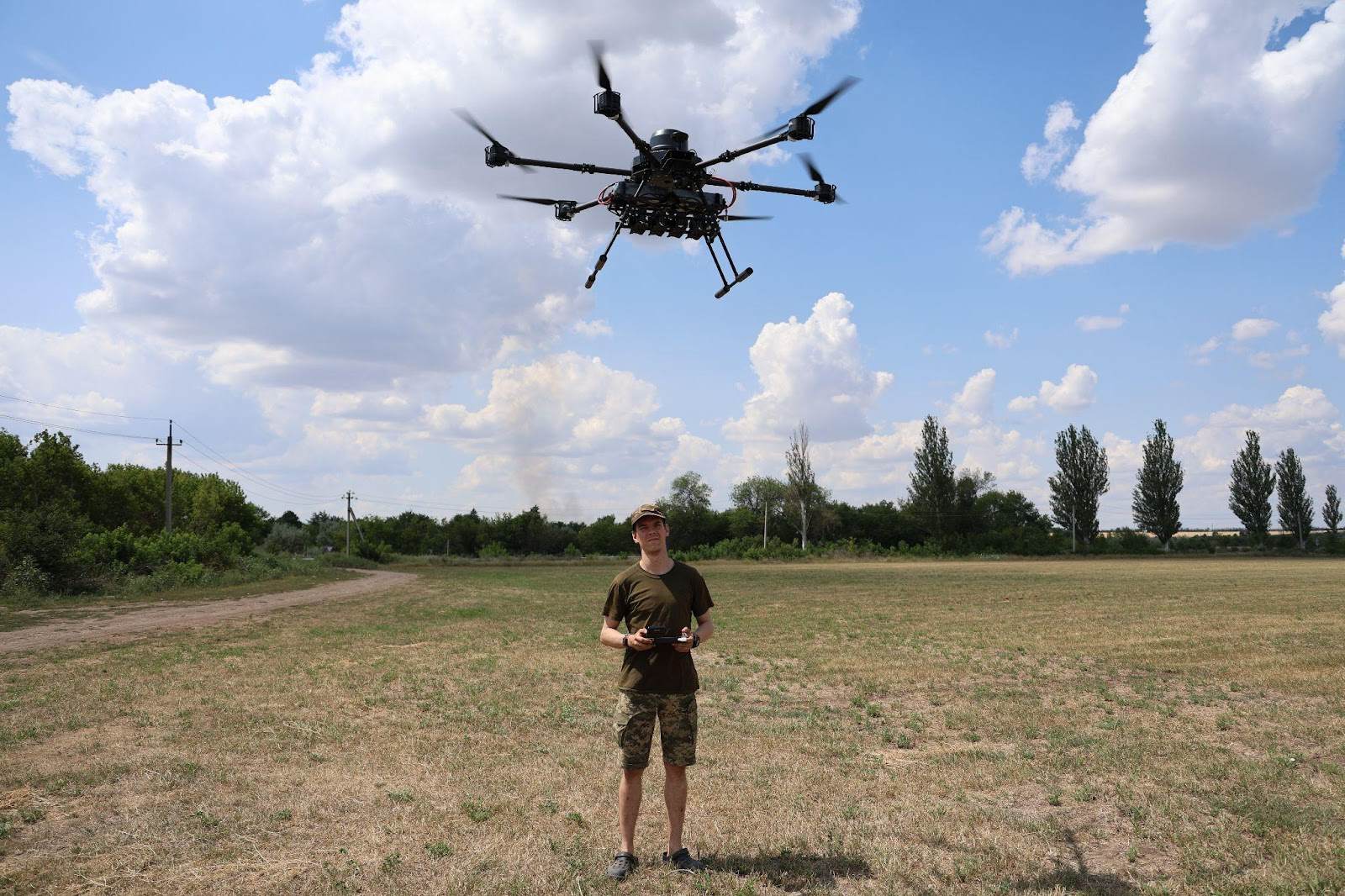 Yasni Ochi Ukraine drone warfare Chasiv Yar