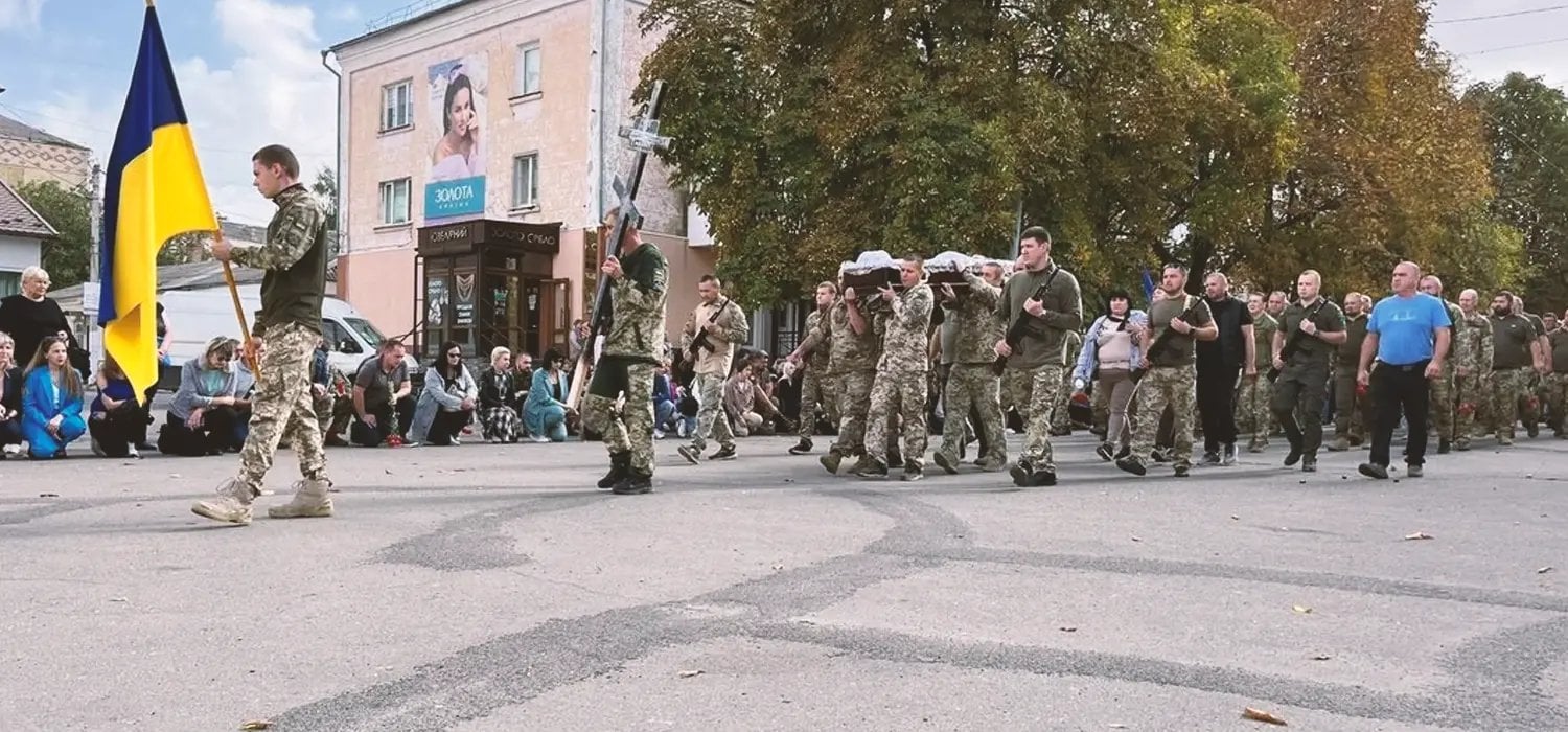 The commander of the Ukrainian 186th Territorial Defense Battalion took his own life after reportedly being threatened with criminal charges for refusing an order.