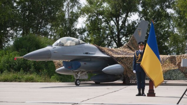 US revising F-16 training to focus on younger pilots, WSJ