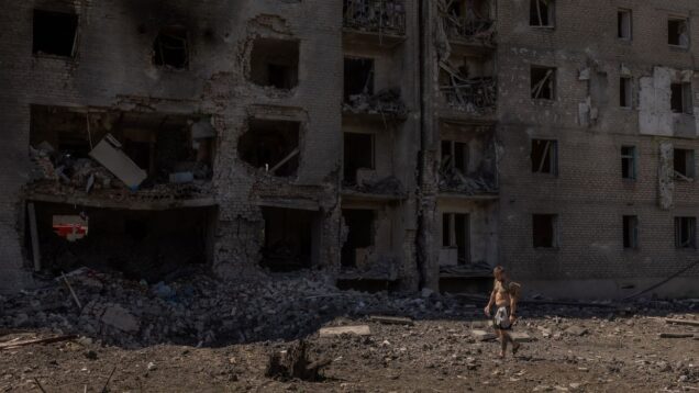 Ukraine facing 'grim' situation in Donetsk Oblast, as Russia claims