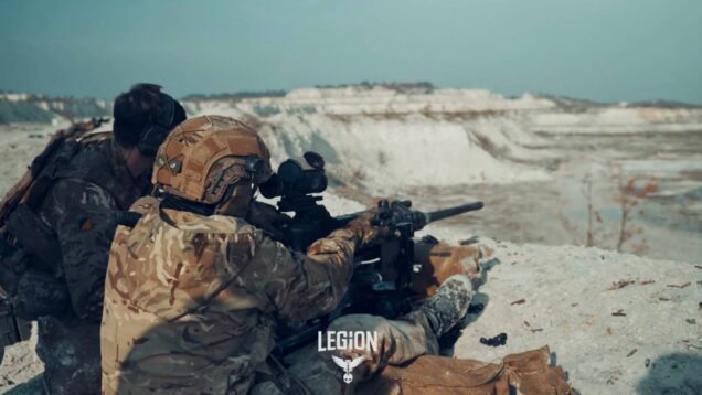 Ukraine opens officer ranks to foreigners in new military law