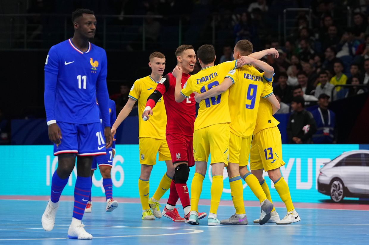 Ukraine's futsal team wins historic bronze in match against France at World Cup