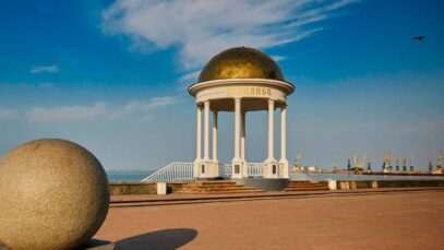 Ukrainian resistance and intelligence destroy key Russian supply route in