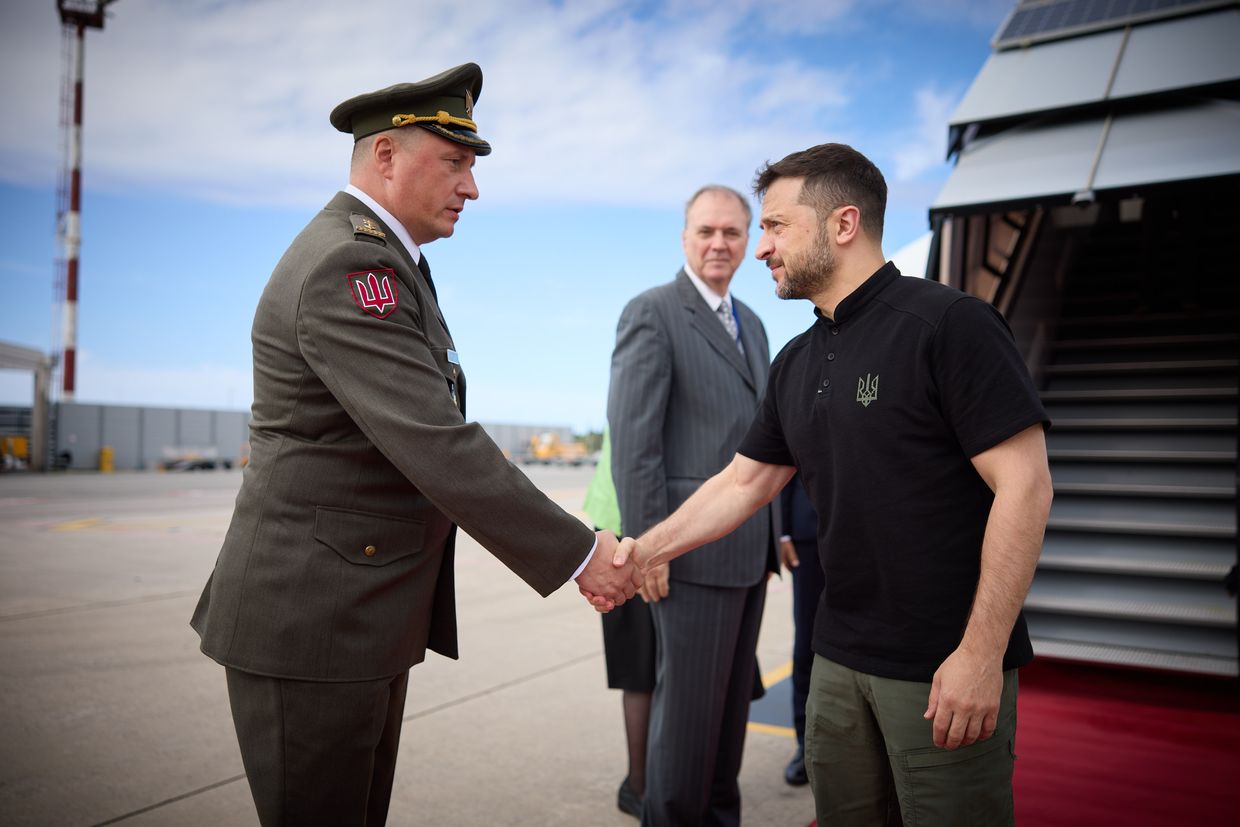 Zelensky arrives in Croatia for regional summit