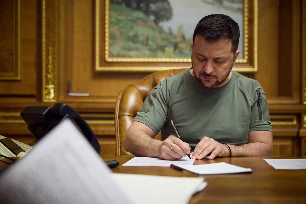 Zelensky signs law allowing foreigners to serve as officers in International Legion