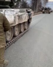 Kharkov region. our tanks and the locals. Ukrainian police do
