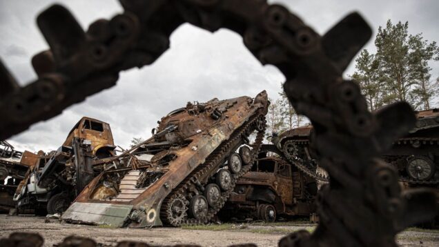 General Staff: Russia has lost 699,090 troops in Ukraine since