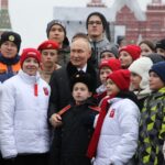 Kremlin finds new enemies to target — Russians without kids