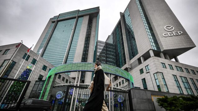 Opinion: The central bank can't solve Russia's economic crisis in