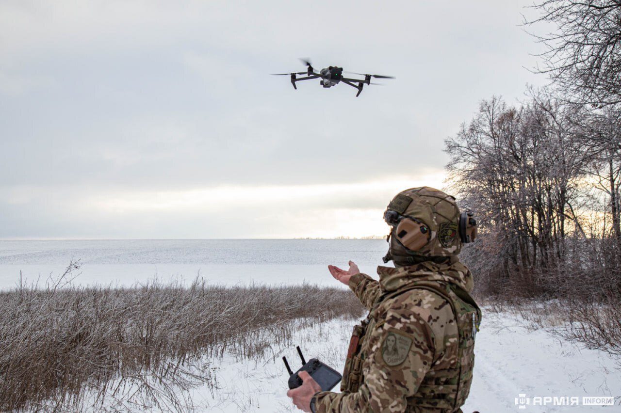 Ukrainian drone operator, illustrative image. Photo via Wikimedia.