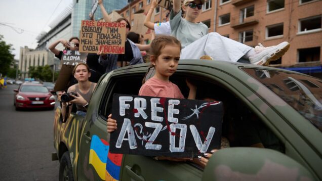 Ukraine calls on Moscow to provide list of POWs ready