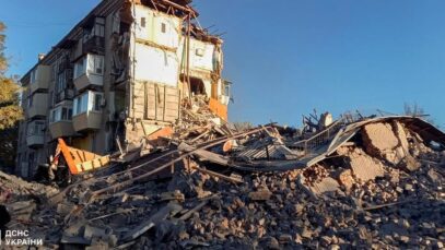 Ukraine war latest: Russian mass airstrike on Zaporizhzhia kills 4,