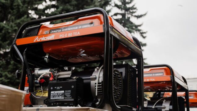 Ukraine’s Dnipro Oblast receives 100 generators from Germany