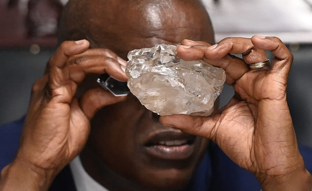 diamond giants botswana angola agree push russia out market botswana’s president mokgweetsi masisi examines world’s second-largest 2492-carat stone discovered office gaborone 22 2024 monirul bhuiyan / botswana-economy-minerals politico reports have