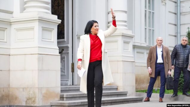 “I take the legitimacy with me.” Georgia’s President exits palace