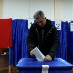 pro-eu ruling party wins romania's parliamentary elections far-right pushes influence romanian voter casting ballot moldova's comrat city 1 romania social democrats (psd) have emerged victorious securing around 22% vote preliminary