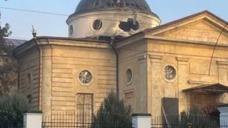 Russian army hits eighteenth-century Cathedral in Kherson