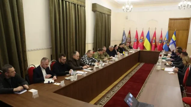 Ukraine mulls buying Italian air defenses with frozen Russian assets'