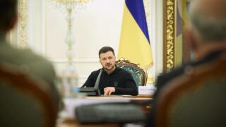 Ukraine wants peacekeepers and NATO membership later