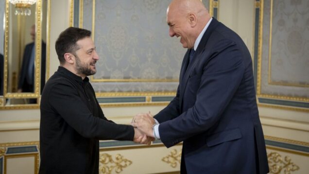 Zelensky, Italian Defense Minister discuss security guarantees at meeting in