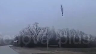 Russian X-22/X-32 Missile Crashes in Lipetsk, Russia! Knocks Out Power